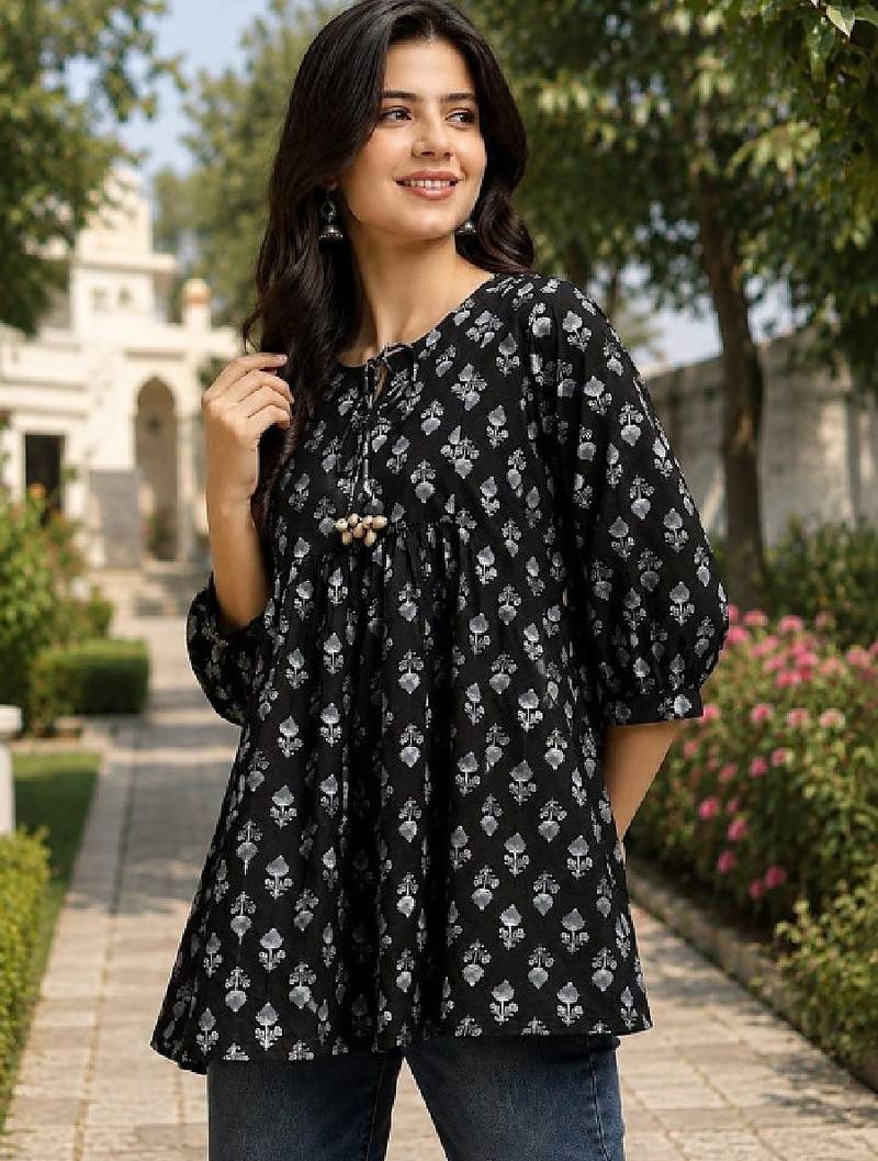 Women ethnic motifs printed kurta