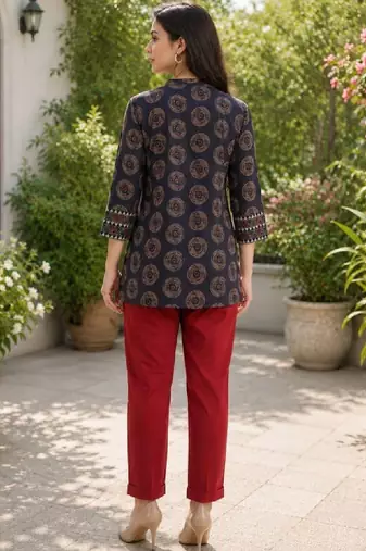 Women ethnic motifs printed thread work indie prints kurta