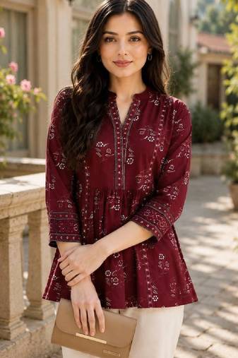 Women ethnic motifs printed kurta