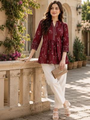 Women ethnic motifs printed kurta 2