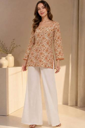 Women ethnic motifs printed kurta