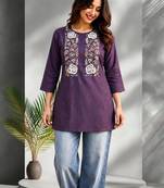 Women floral embroidered thread work floral kurta