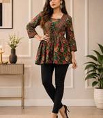 Women floral printed floral kurta