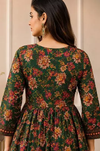Women floral printed floral kurta