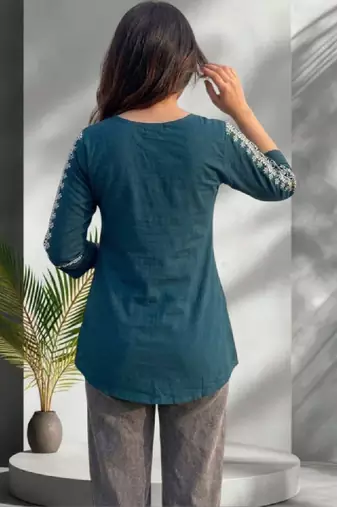 Women cotton embroidered thread work kurta