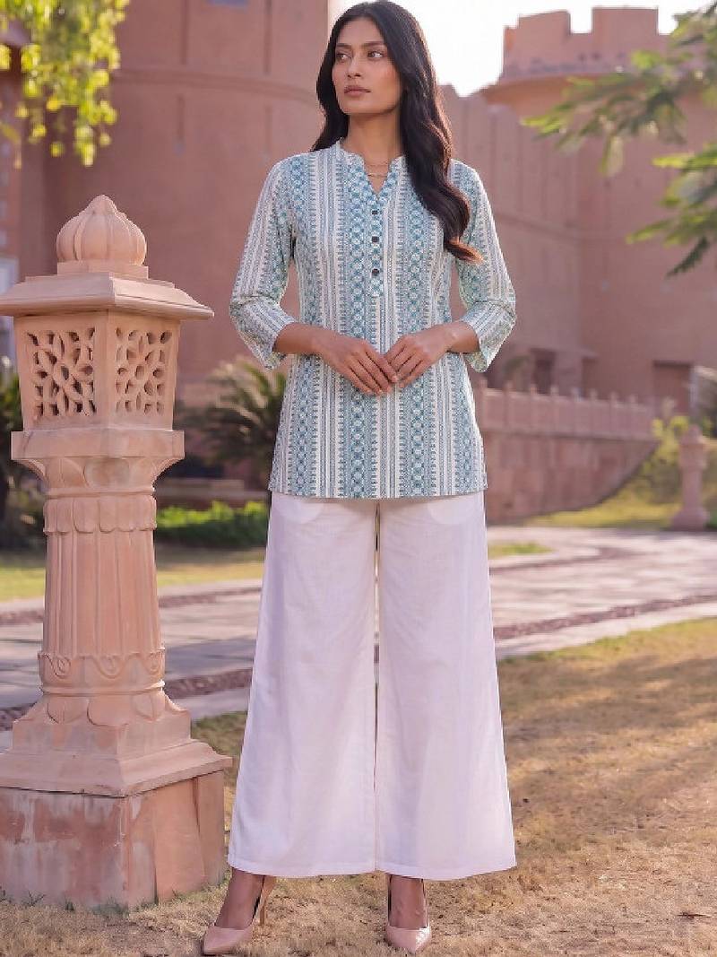 Women ethnic motifs printed indie prints kurta