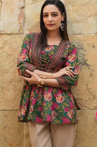 Women floral printed indie prints kurta