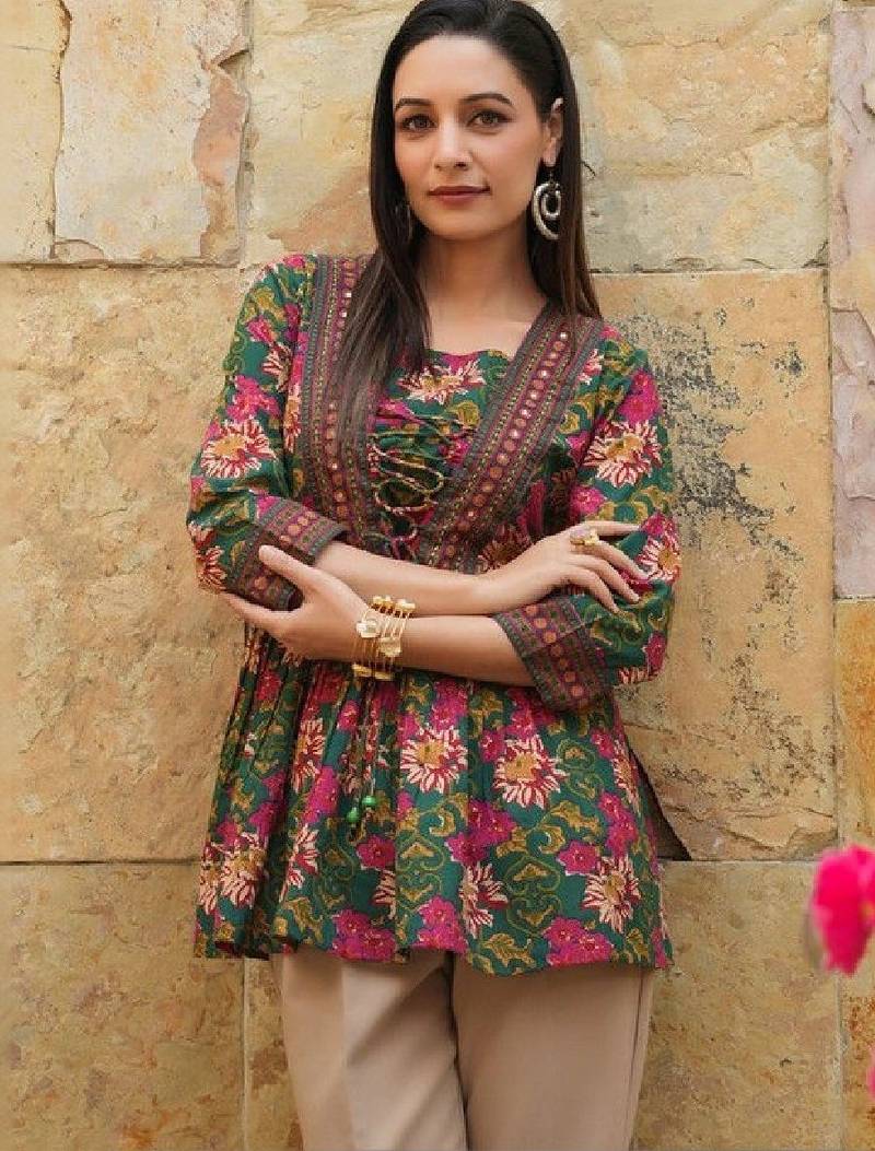 Women floral printed indie prints kurta