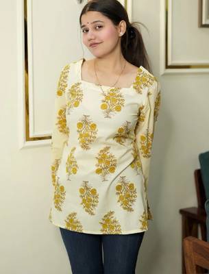 Women floral printed floral kurta 2