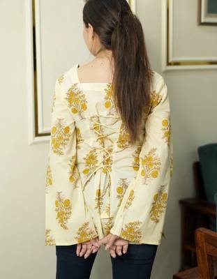 Women floral printed floral kurta 3
