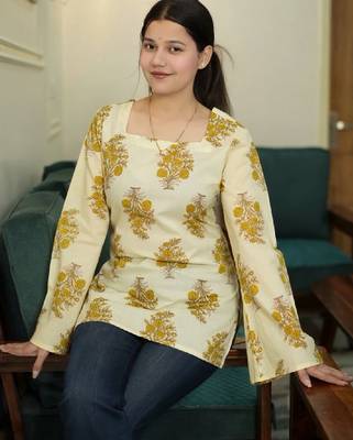 Women floral printed floral kurta 4