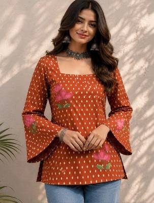 Women geometric printed flared sleeves kurta 1