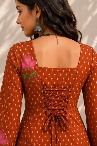 Women geometric printed flared sleeves kurta