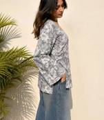Women floral printed flared sleeves floral kurta