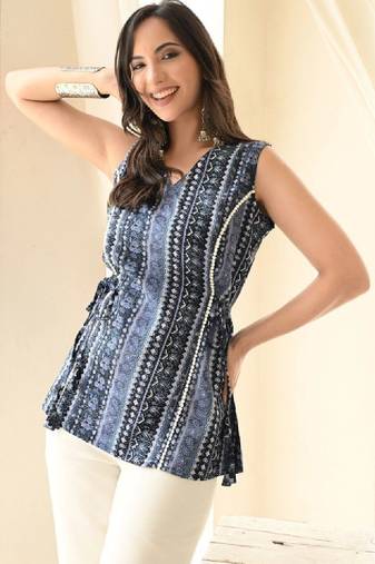 Women ethnic motifs printed kurta