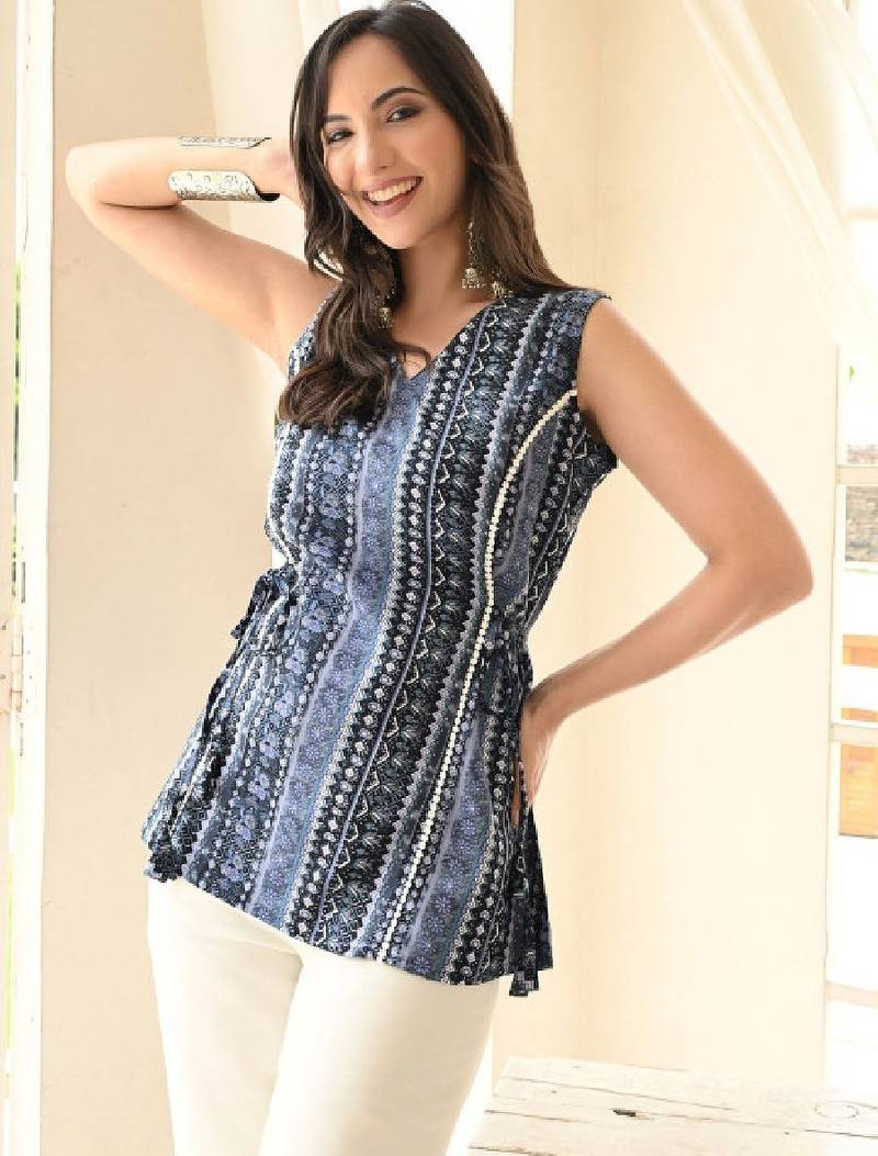Women ethnic motifs printed kurta