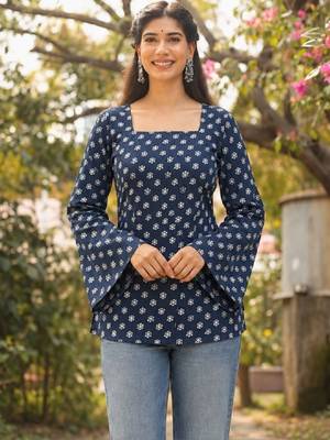 Women ethnic motifs printed bell sleeves indie prints kurta 2
