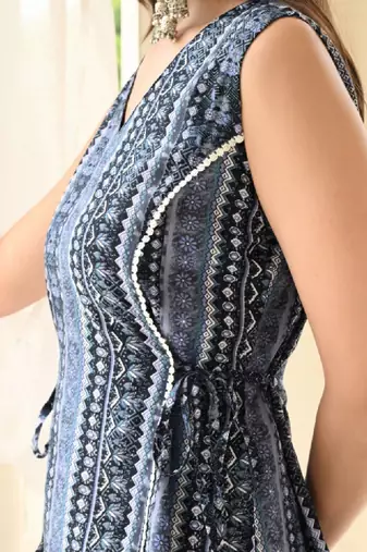 Women ethnic motifs printed kurta