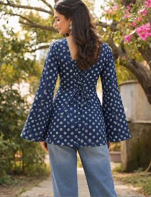 Women ethnic motifs printed bell sleeves indie prints kurta 3