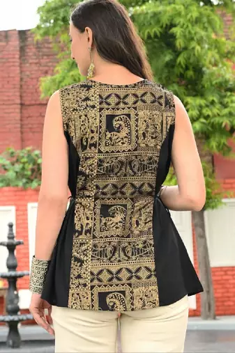Women ethnic motifs printed indie prints kurta