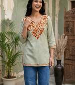 Women embroidered thread work kurta