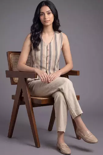 Women striped kurta