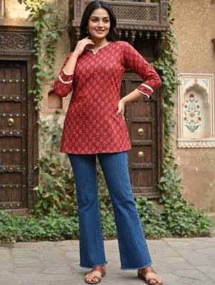Women ethnic motifs printed indie prints kurta 1