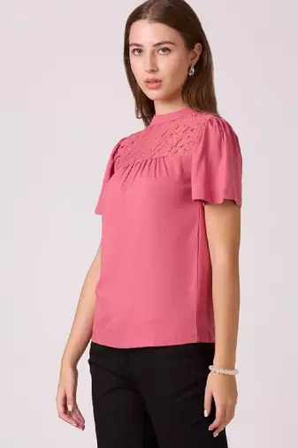 Women embellished khadi kurta