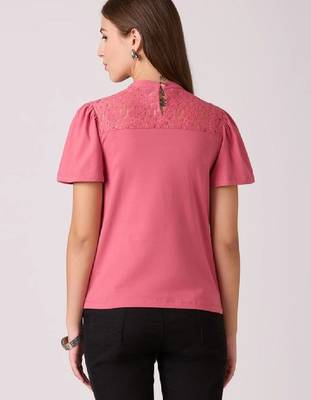 Women embellished khadi kurta 4