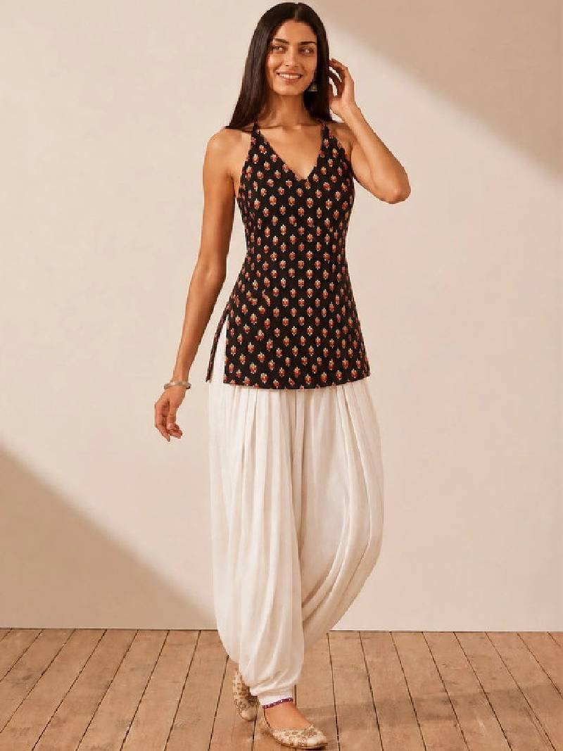 Women ethnic motifs printed halter neck indie prints kurta