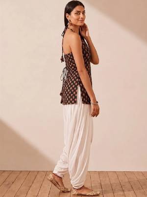 Women ethnic motifs printed halter neck indie prints kurta 2