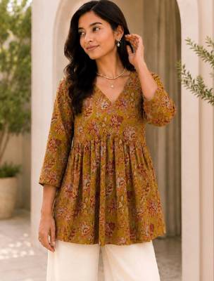 Women floral printed floral kurta 1