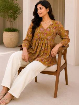 Women floral printed floral kurta 4