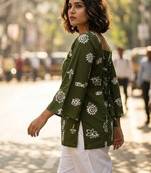Women ethnic motifs printed flared sleeves kurta