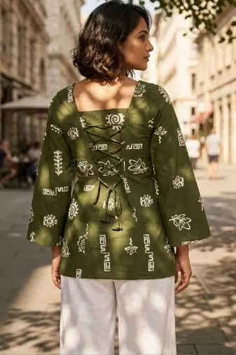 Women ethnic motifs printed flared sleeves kurta