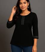 Women embellished kurta