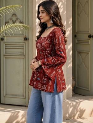 Women printed flared sleeves kurta 3