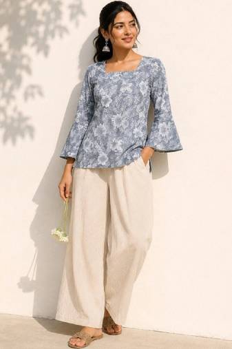 Women floral printed flared sleeves floral kurta