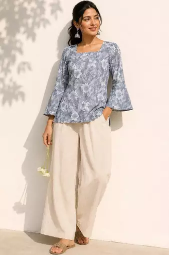 Women floral printed flared sleeves floral kurta