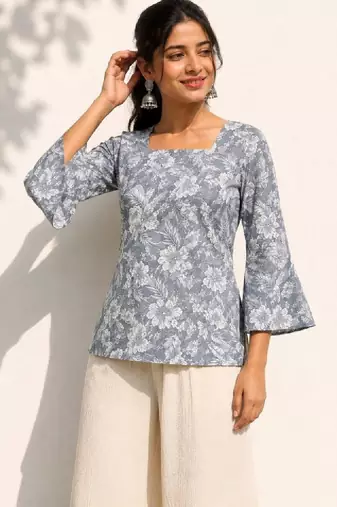 Women floral printed flared sleeves floral kurta