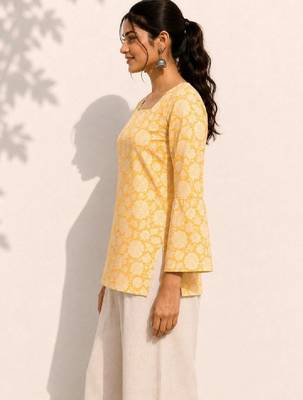 Women floral printed flared sleeves floral kurta 2