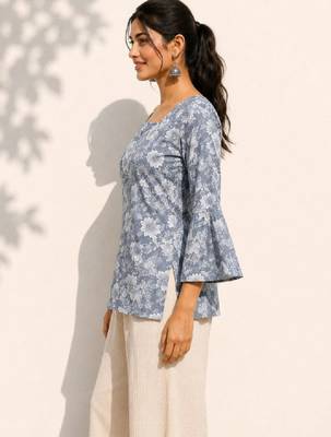 Women floral printed flared sleeves floral kurta 2