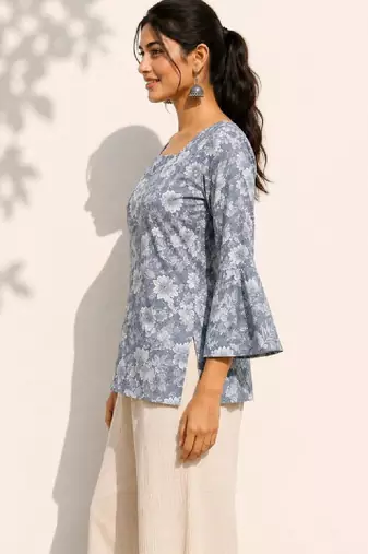 Women floral printed flared sleeves floral kurta