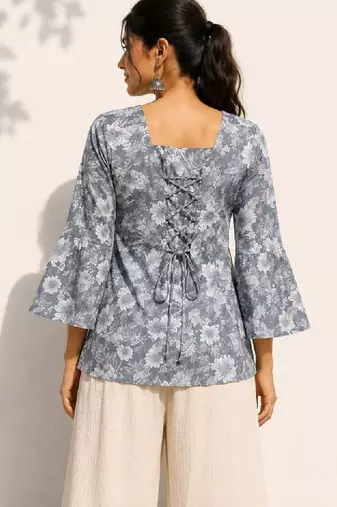 Women floral printed flared sleeves floral kurta