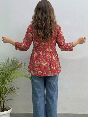Women floral printed floral kurta 3