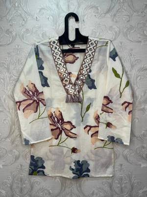Women floral printed flared sleeves mirror work floral kurta 3