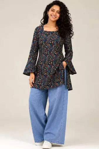 Women floral printed flared sleeves floral kurta