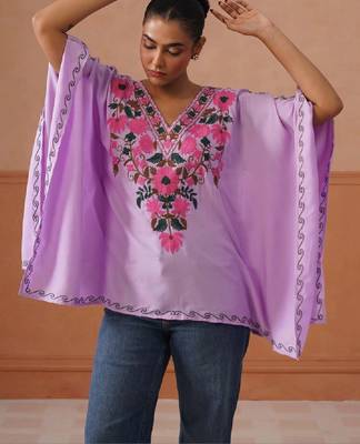 Women floral embroidered thread work floral kaftan kurta 2