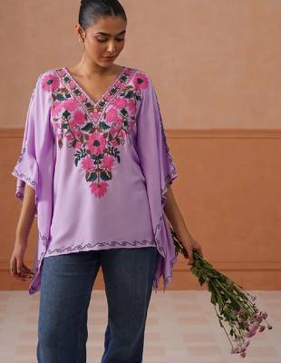 Women floral embroidered thread work floral kaftan kurta 4