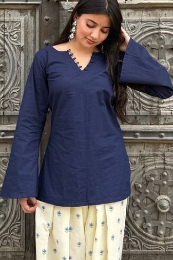 Women bell sleeves handloom kurta